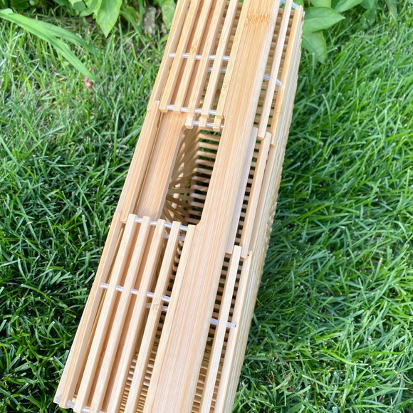 Saddle Wood Purse - Picture 3 of 7